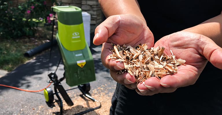 Best electric wood chipper buyers guide