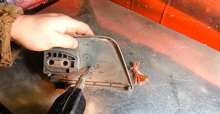 How-to-Weld-Plastic-with-a-Soldering-Iron-FI