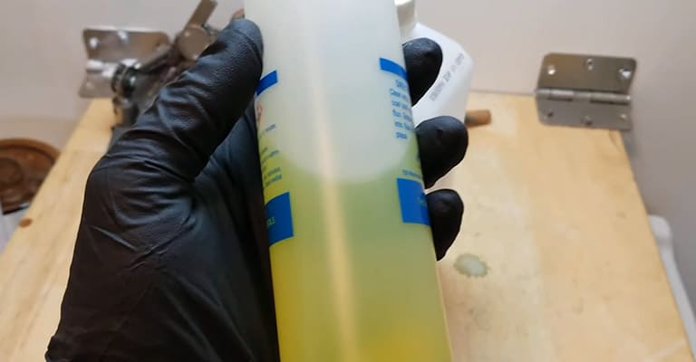 Inorganic-Acid-Flux in a tube