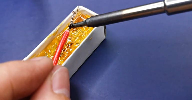 flux for soldering