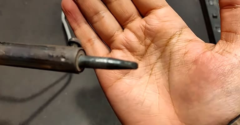 Why-does-a-Soldering-Iron-Get-Dirty