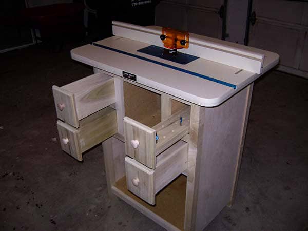 13-Simple-Router-Table-Plans-8