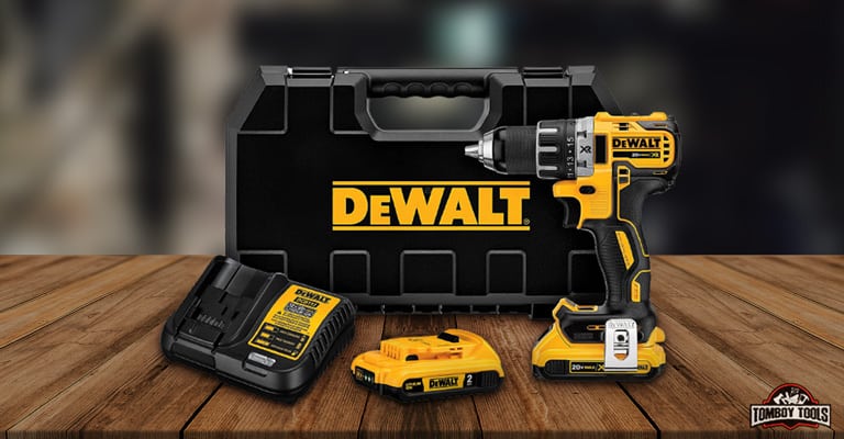 DEWALT 20V MAX Cordless Drill / Driver Kit
