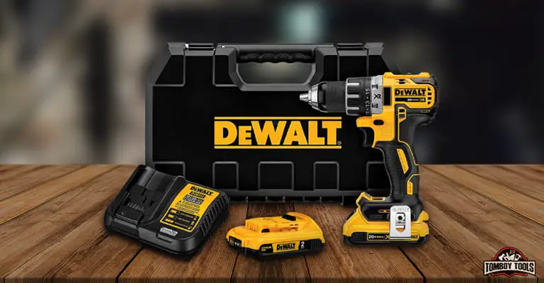 DEWALT 20V MAX Cordless Drill / Driver Kit