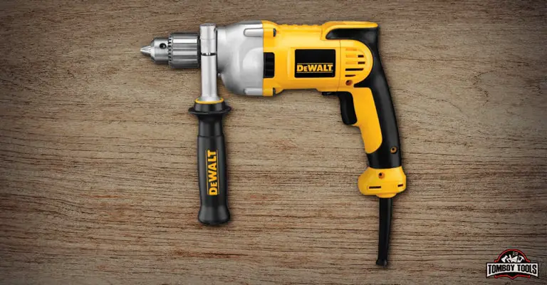 DEWALT rafmagnsbor, skammbyssugrip, 1/2 tommu, 10 amper (DWD210G)