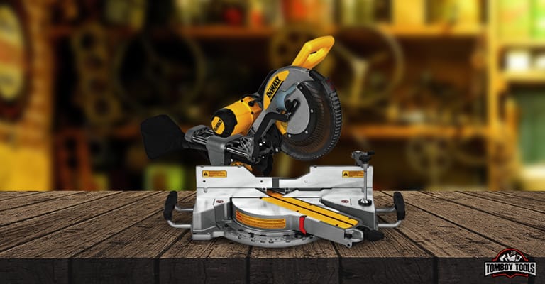 DEWALT Sliding Compound Miter Saw, 12-Inch (DWS779)