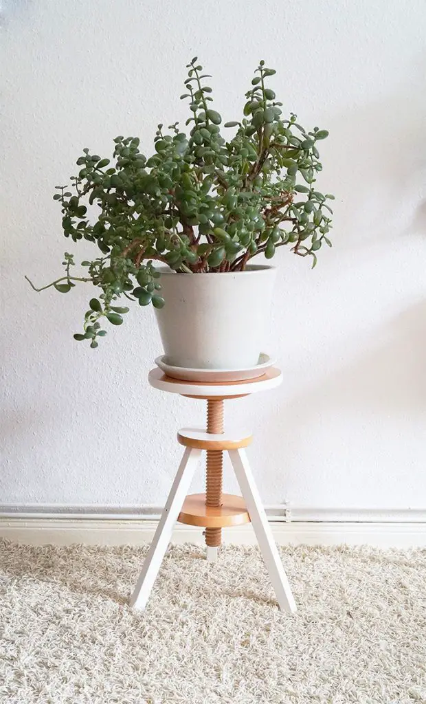 DIY-Plant-Stand-Idee-12-620x1024