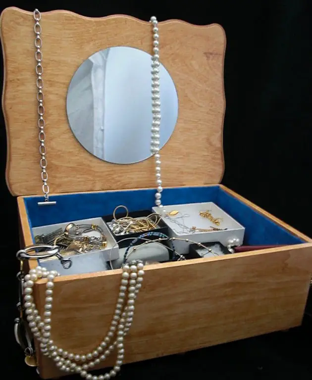 Free-Jewelry-Box-Ideas-15