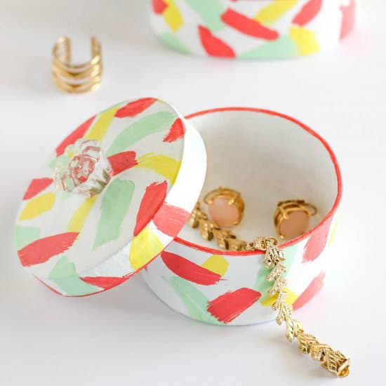 Free-Jewelry-Box-Ideas-7