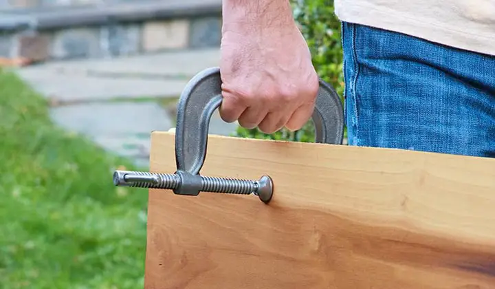 How-To-Use-C-Clamp