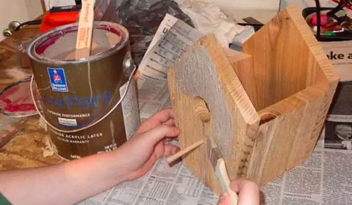 How-to-Maak-een-Vogelhuis-Out-of-Wood