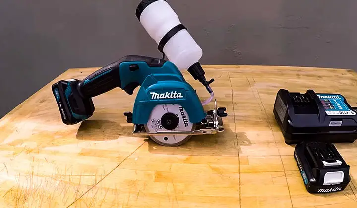 Makita-SH02R1