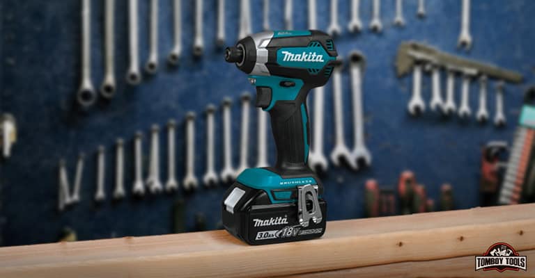 Makita XDT131 18V LXT lithium-ion borstelloze draadloze slagschroevendraaierset (3.0Ah)