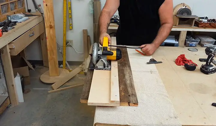 Steps-For-Ripping-Narrow-Boards-With-A-Circular-Saw