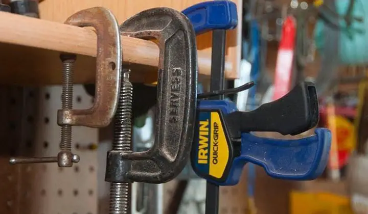 Types Of C Clamps The Best Brands To, How To Put Bed Frame Together With Clamps