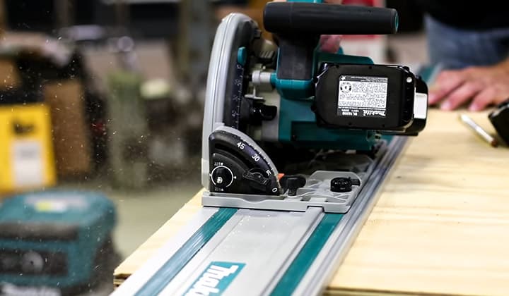 O le a-se-Track-Saw