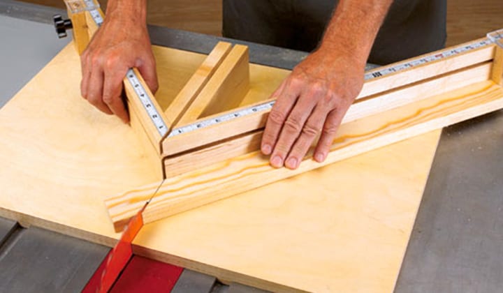 how-to-cut-a-45-degree-angle-with-a-table-saw