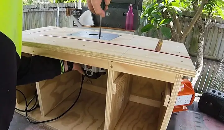 how-to-make-a-router-table-for-a-plunge-router-9
