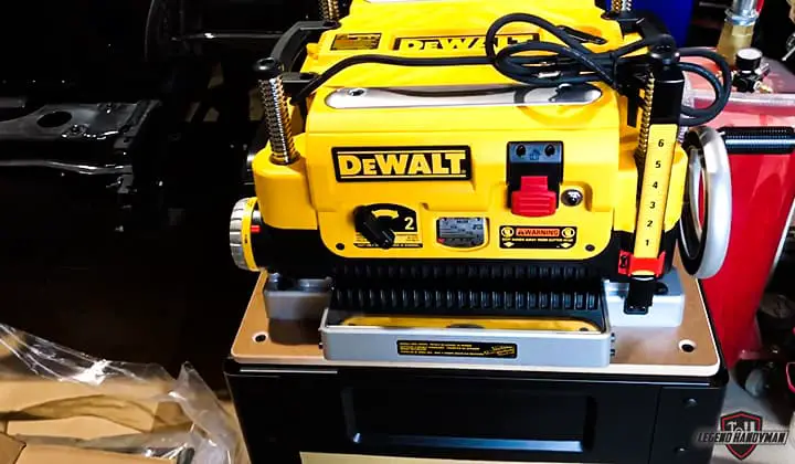 DEWALT-Planer-With-Stand