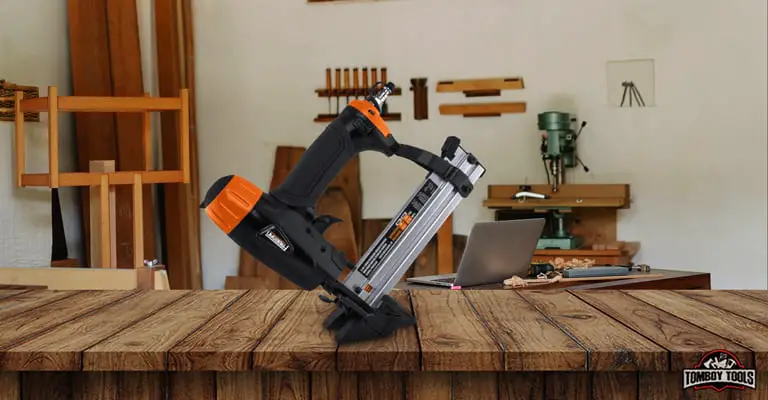 Freeman PFBC940 Nyumatiki 4-katika-1 18-Gauge Mini Flooring Nailer