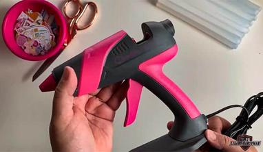 ArtMinds Pink Mini Glue Gun