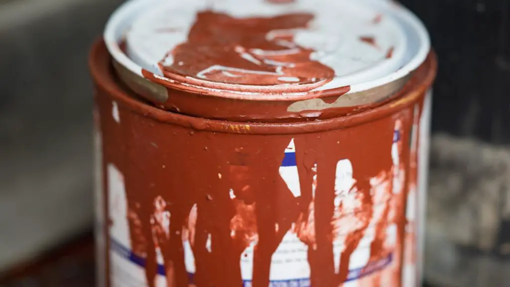 How long can you keep paint? Shelf life of an open paint can