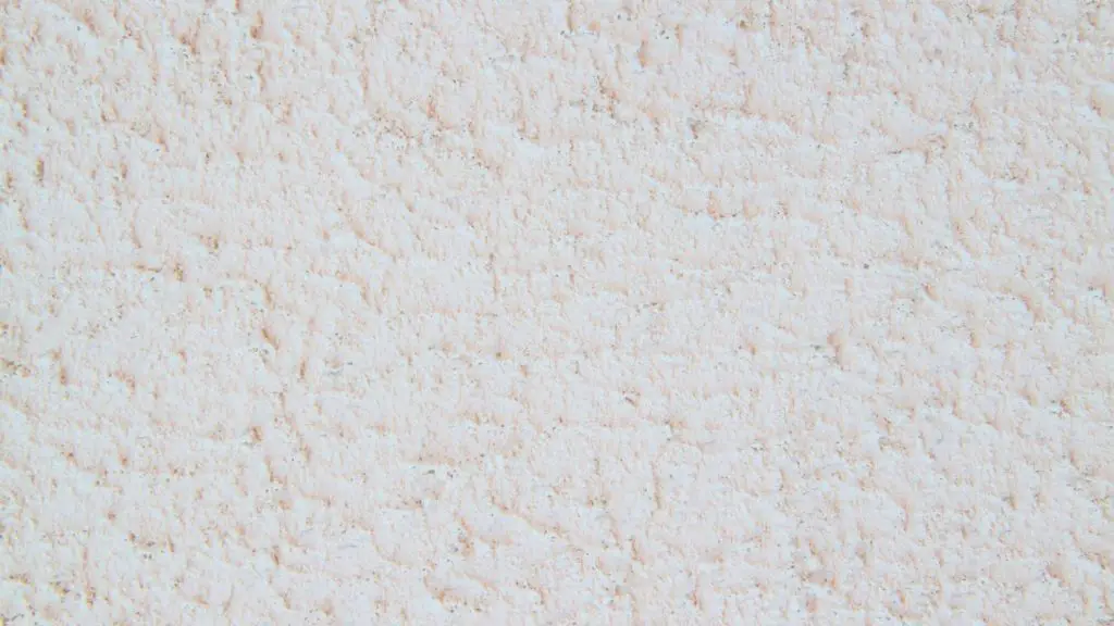 How to cover up decorative plaster