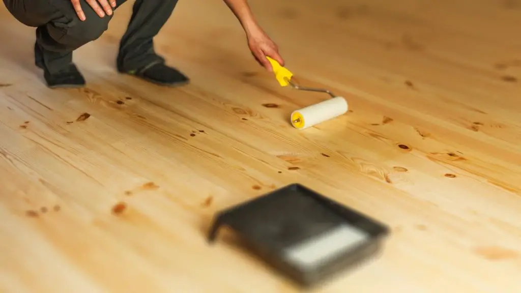 How to varnish your floors