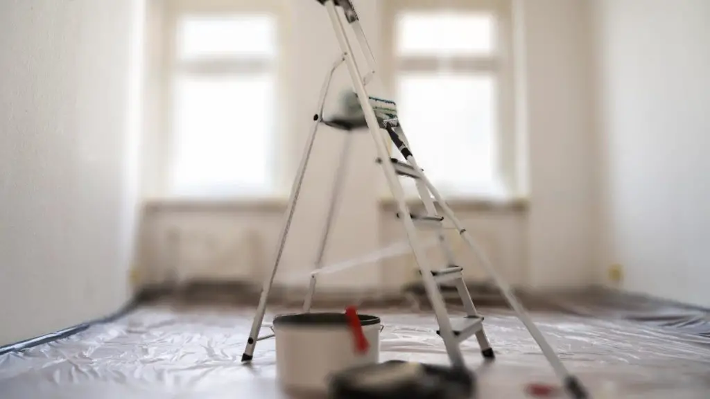Prevent humidity when painting inside